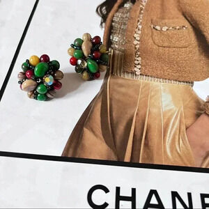 Vintage 1950s Red Green Beige Clip On Earrings